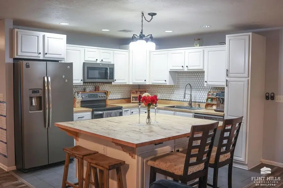 1313 Forest Park Lane, Junction City, KS 66441 - #3