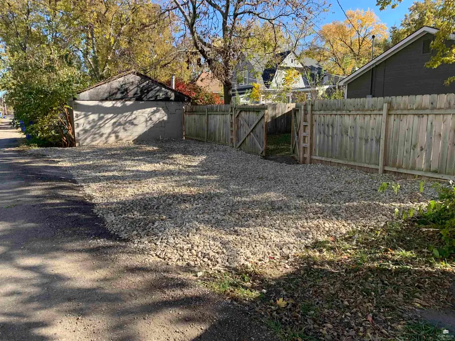 434 W 4th Street, Junction City, KS 66441 - #2