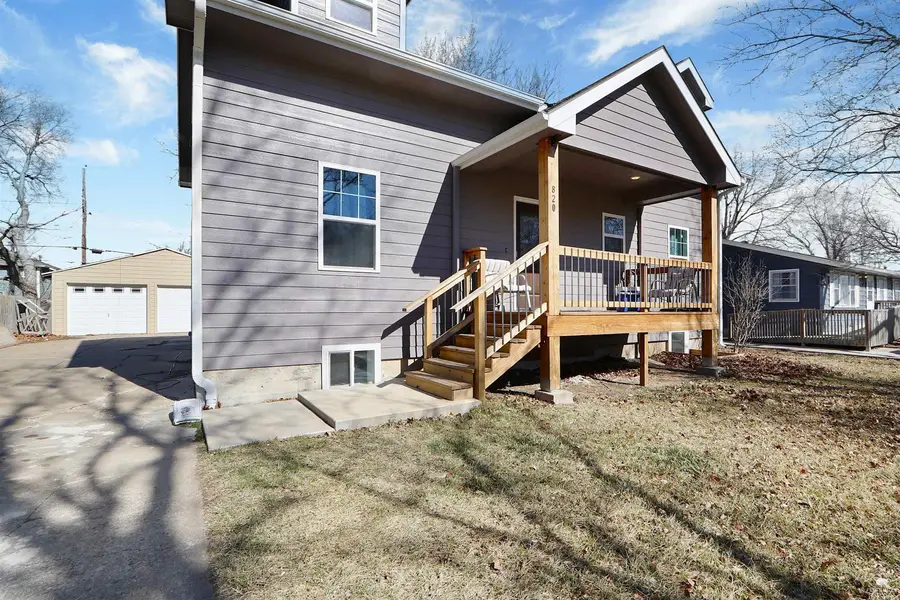 820 Church Avenue, Manhattan, KS 66502 - #2