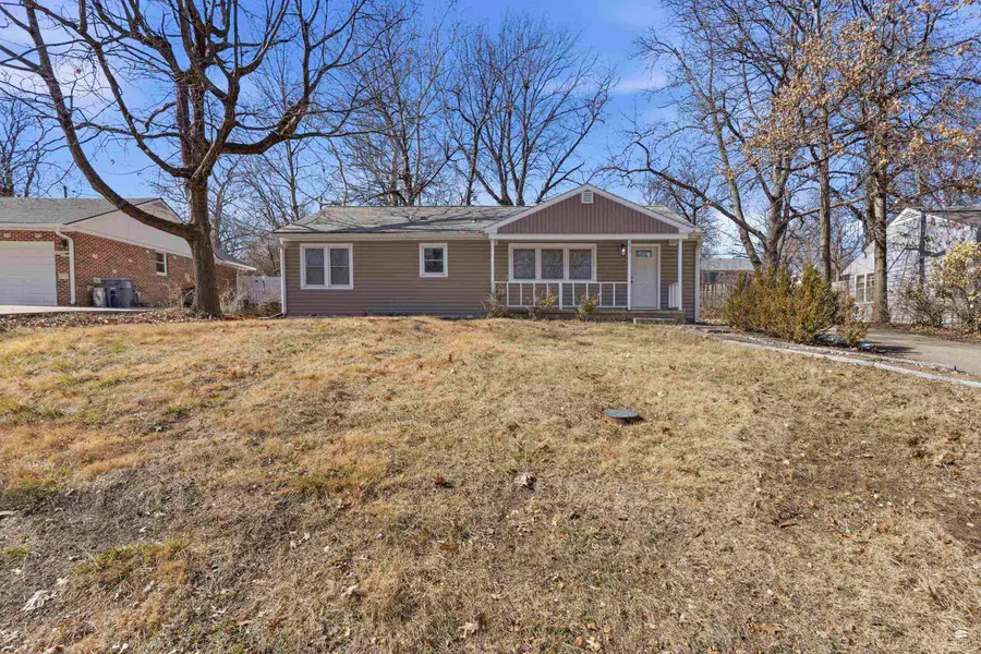 417 Wickham Road, Manhattan, KS 66502 - #2