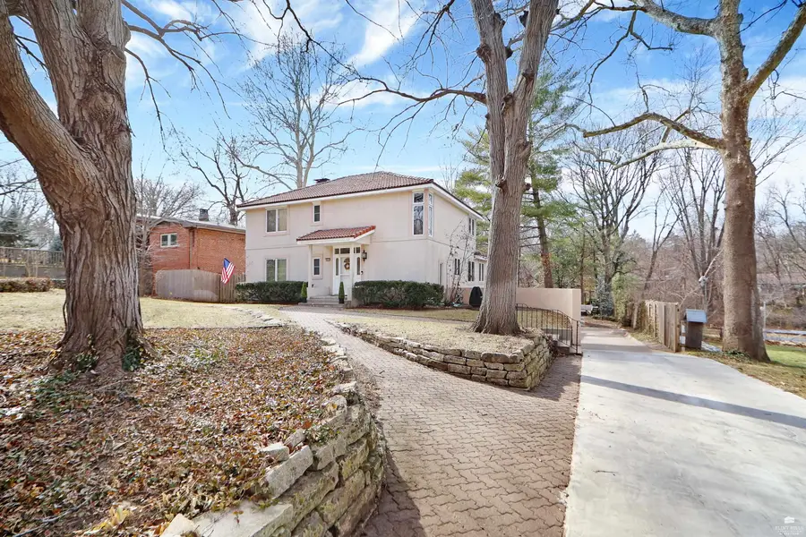 222 S Delaware, Manhattan, KS 66502 - #2