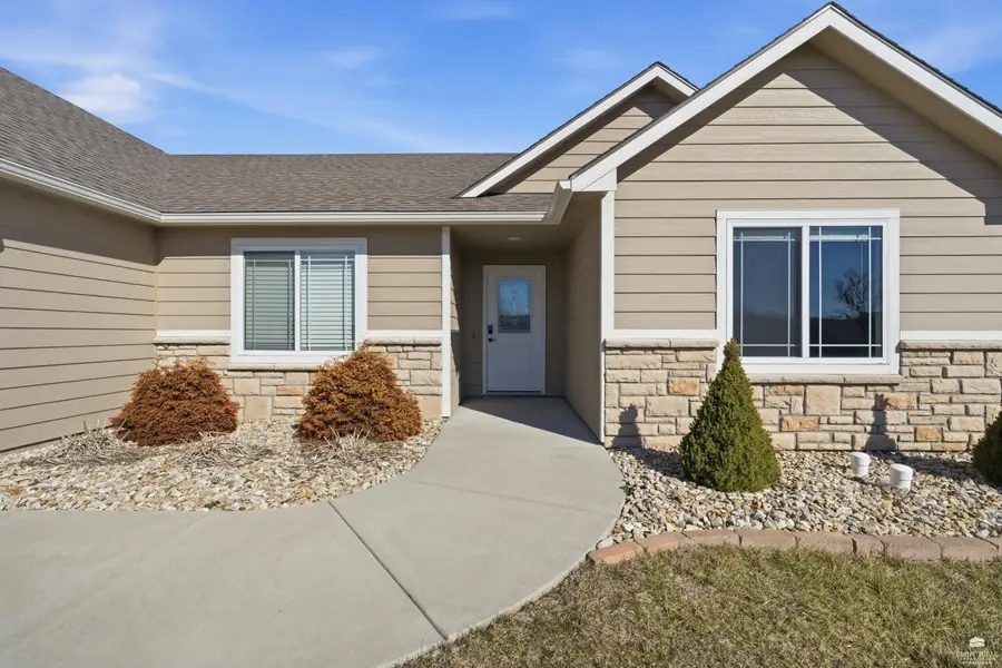 8891 Regina Lane, Manhattan, KS 66502 - #2