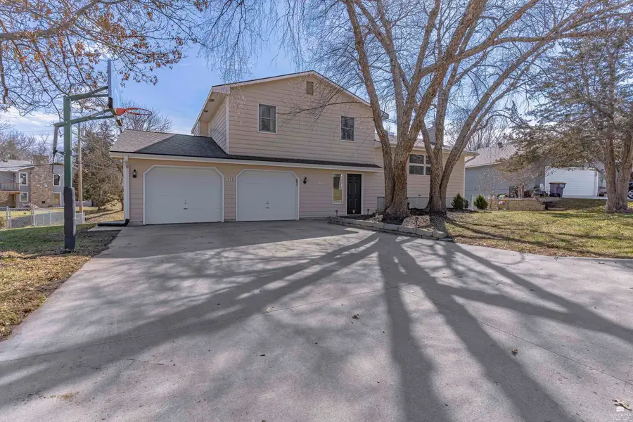 2116 Tamarron Terrace, Manhattan, KS 66502 - #3