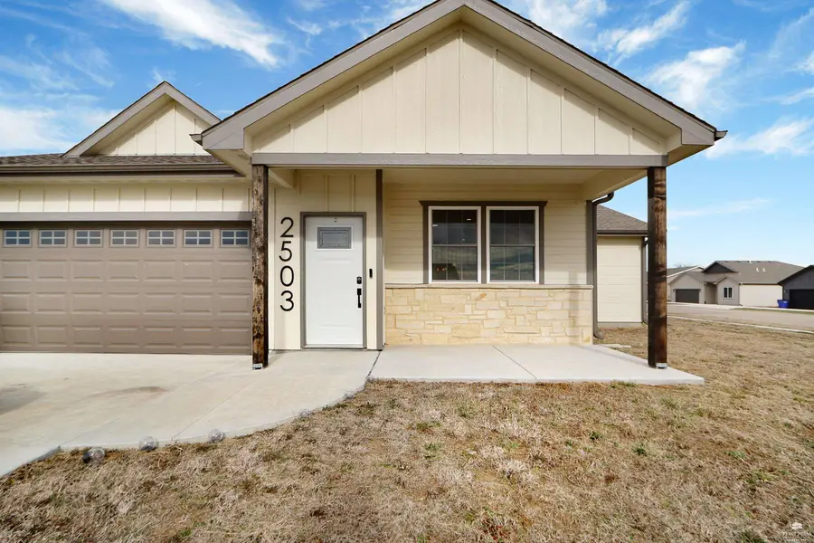 2503 Wren Lane, Junction City, KS 66441 - #2