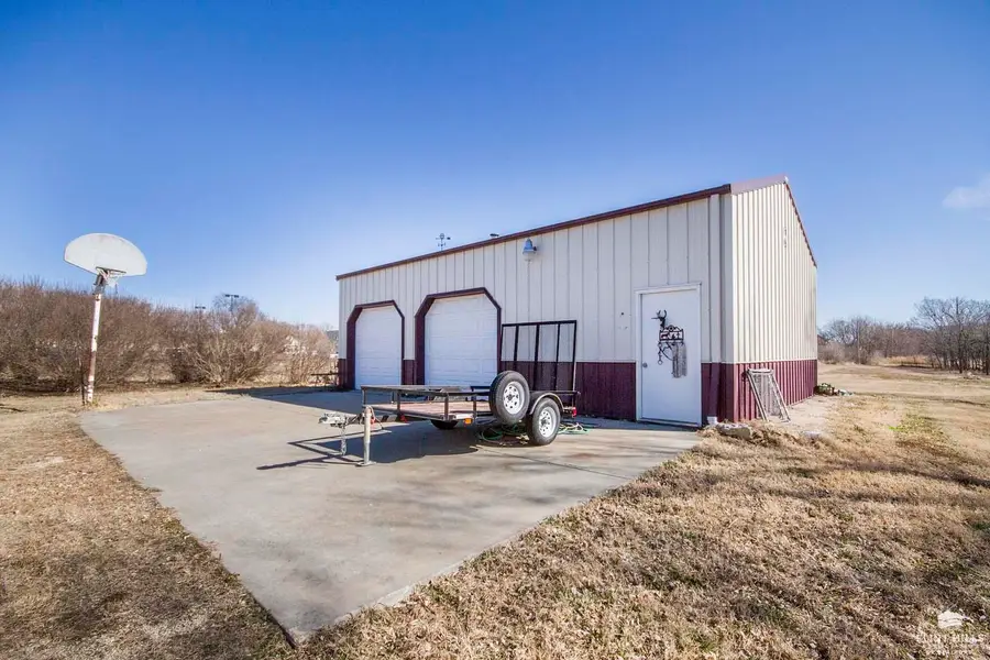 505 W 4th Street, Chapman, KS 67431 - #2