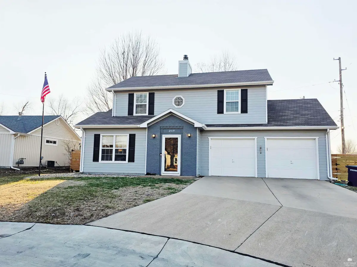 2519 Nutmeg, Manhattan, KS 66502 - #1