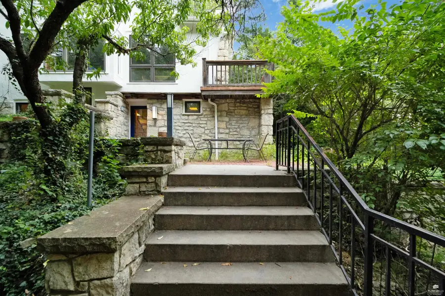 115 N Delaware, Manhattan, KS 66502 - #2