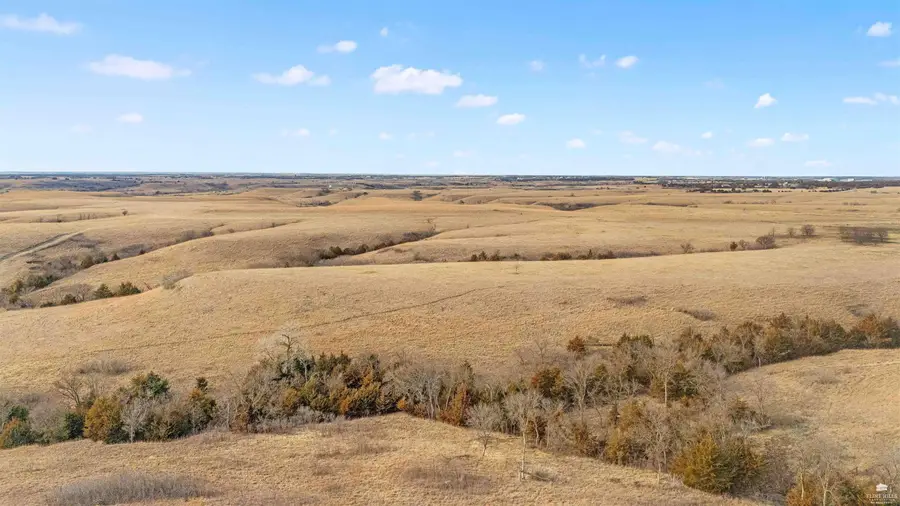 5614 Goheen Drive, Manhattan, KS 66503 - #3