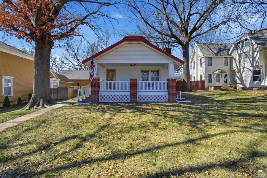 511 Poplar Street, Wamego, KS 66547 - #2