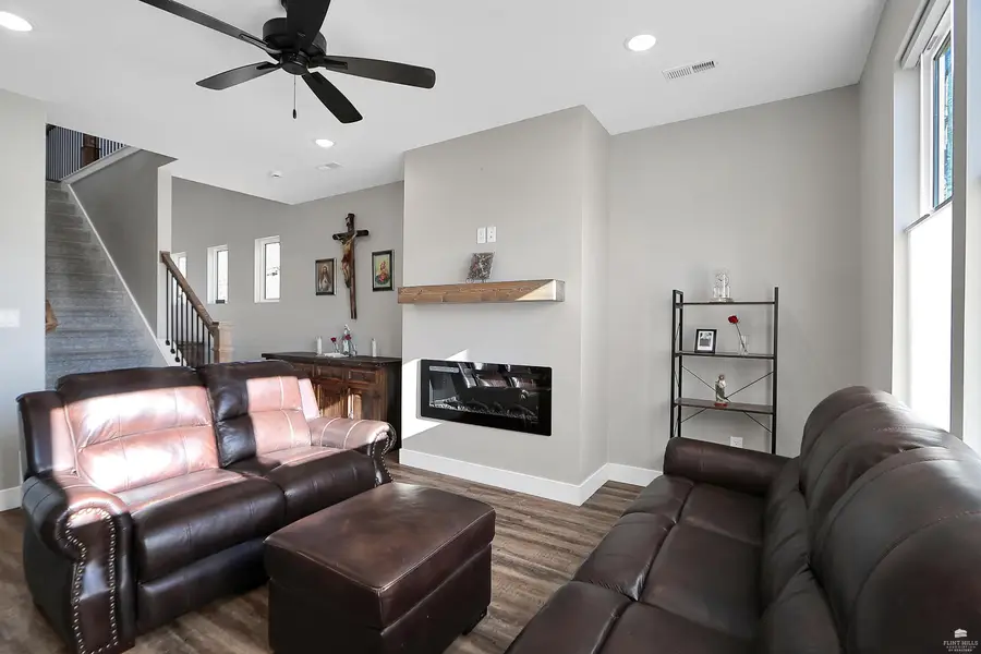 210 S 6th Street, Saint Marys, KS 66536 - #3