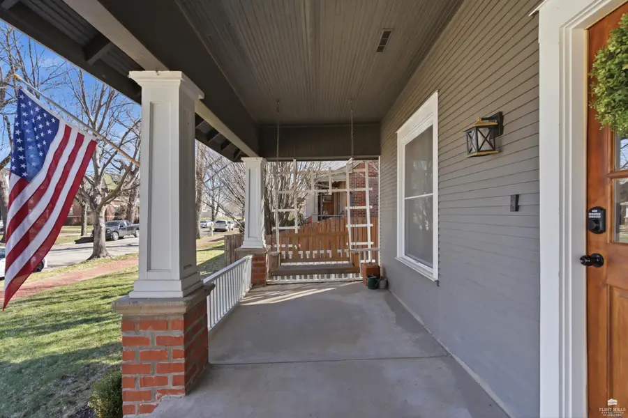 1219 Houston Street, Manhattan, KS 66502 - #3