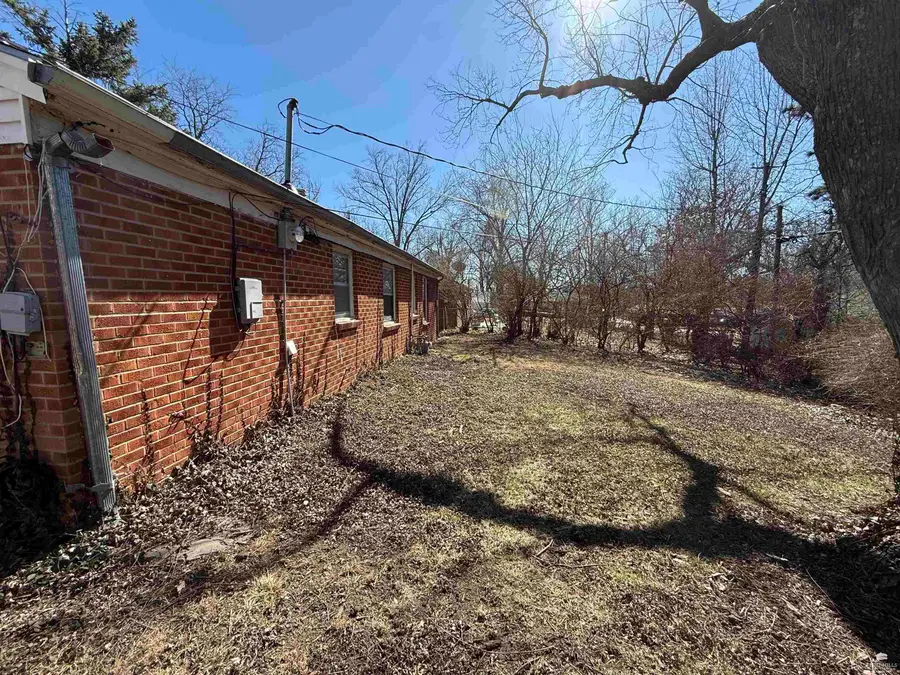 1507 Campus Road, Manhattan, KS 66502 - #3