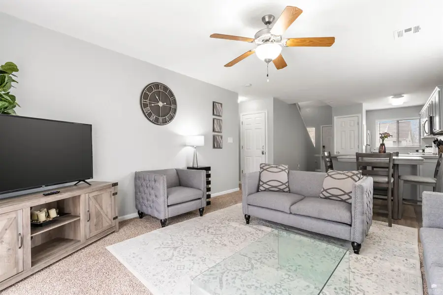 1216 Newfoundland Drive, Manhattan, KS 66503 - #3