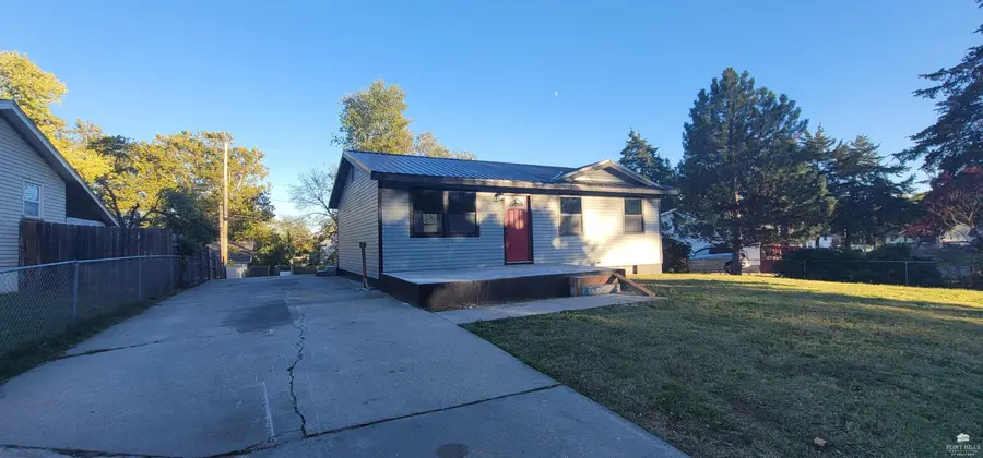 1401 Bel Air Drive, Junction City, KS 66441 - #3