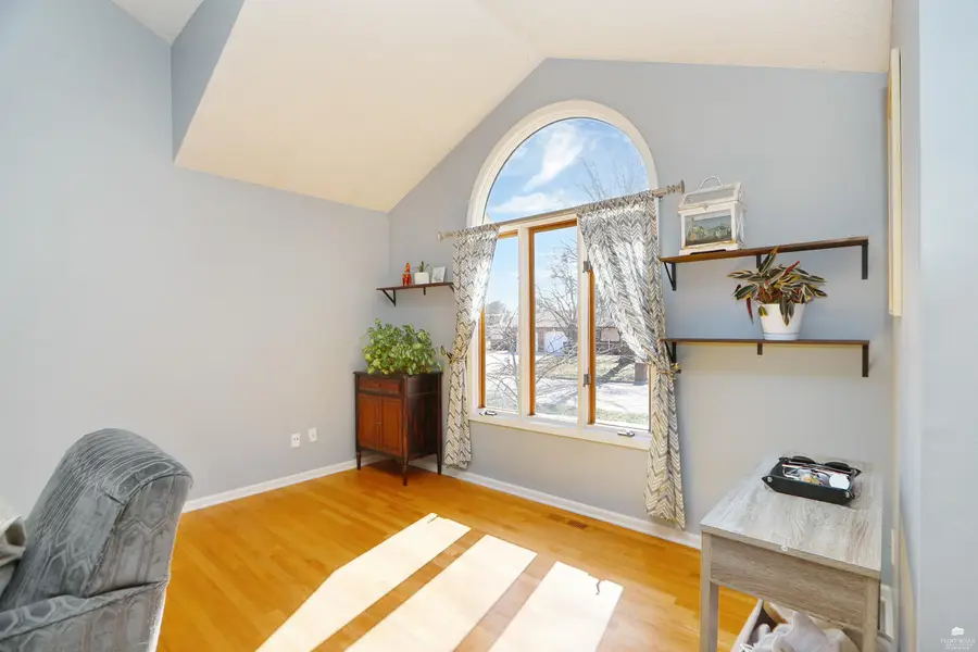 3304 Effingham Street, Manhattan, KS 66503 - #3