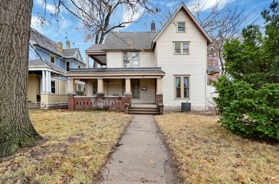 625 Houston, Manhattan, KS 66502 - #2