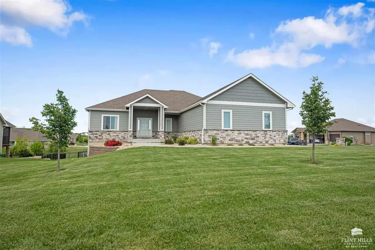 5420 Colbert Hills Drive, Manhattan, KS 66503 - #1