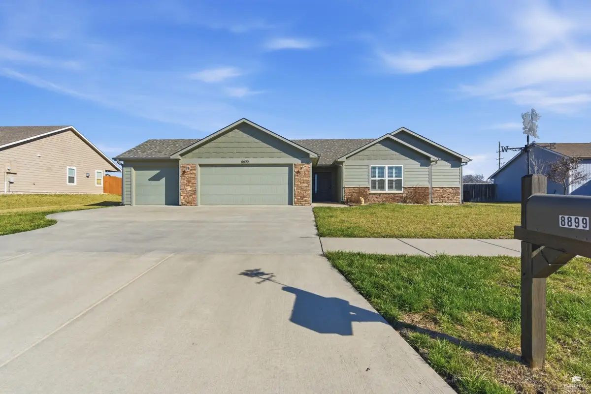 8899 Regina Lane, Manhattan, KS 66502 - #1