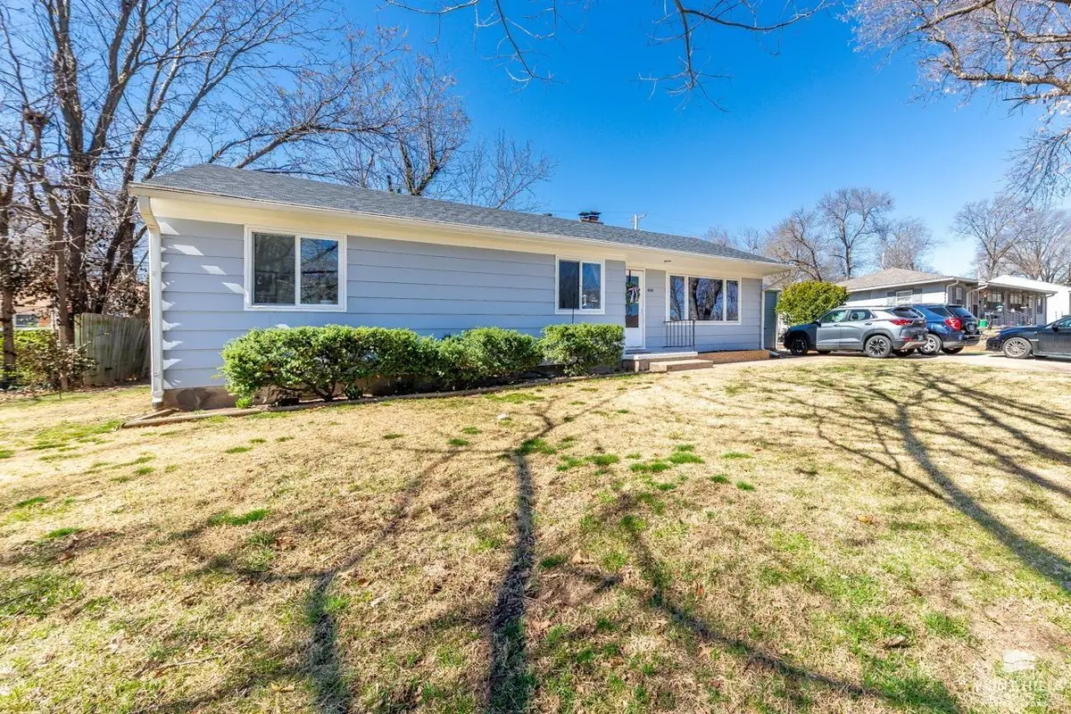 1515 Jarvis Drive, Manhattan, KS 66502 - #1