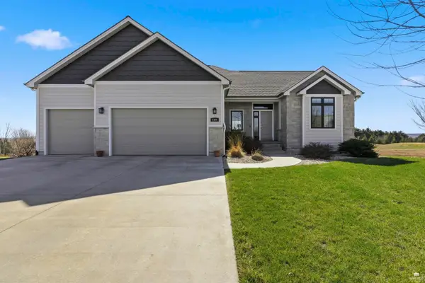 2301 Bellerive Circle, Manhattan, KS 66503