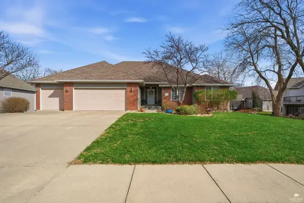 4606 SW Moundview Drive, Topeka, KS 66610