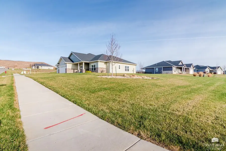 5308 Macnaughten Drive, Manhattan, KS 66503 - #3