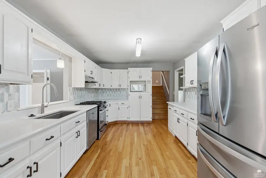 1408 Nichols Street, Manhattan, KS 66503 - #2