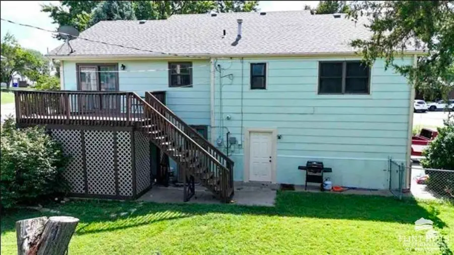 307 Arapahoe Court, Junction City, KS 66441 - #2