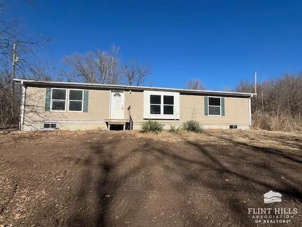 520 Jefferson Street, St. George, KS 66535