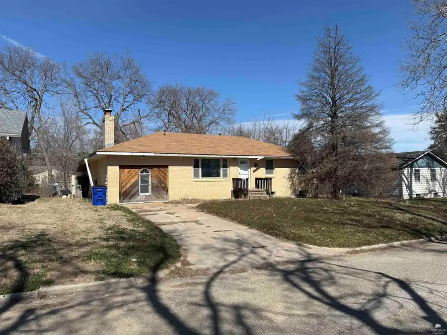 506 Coronado Drive, Junction City, KS 66441 - #2