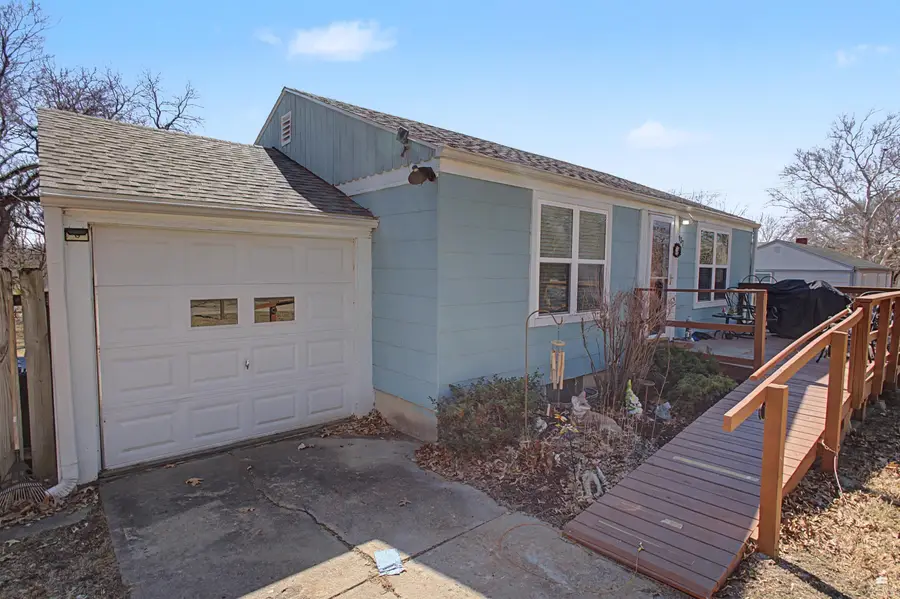 3137 Bermuda Lane, Manhattan, KS 66503 - #2