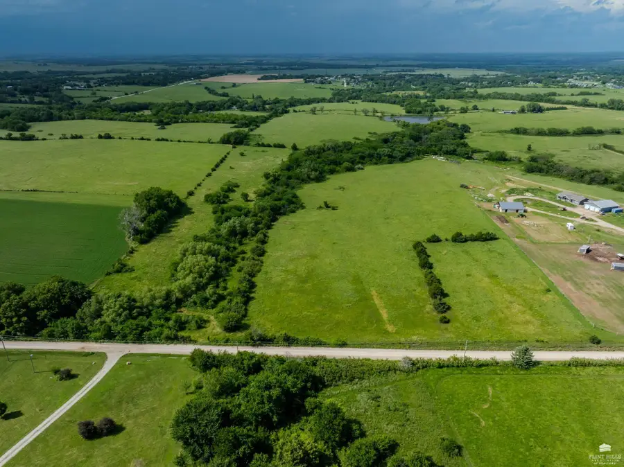 00000 Gillaspie, Wamego, KS 66547 - #2