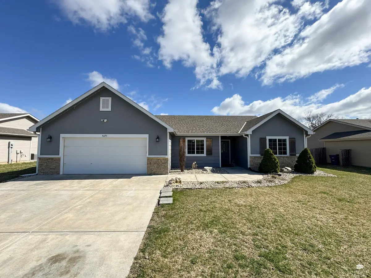 4693 Nature Avenue, Manhattan, KS 66502 - #1