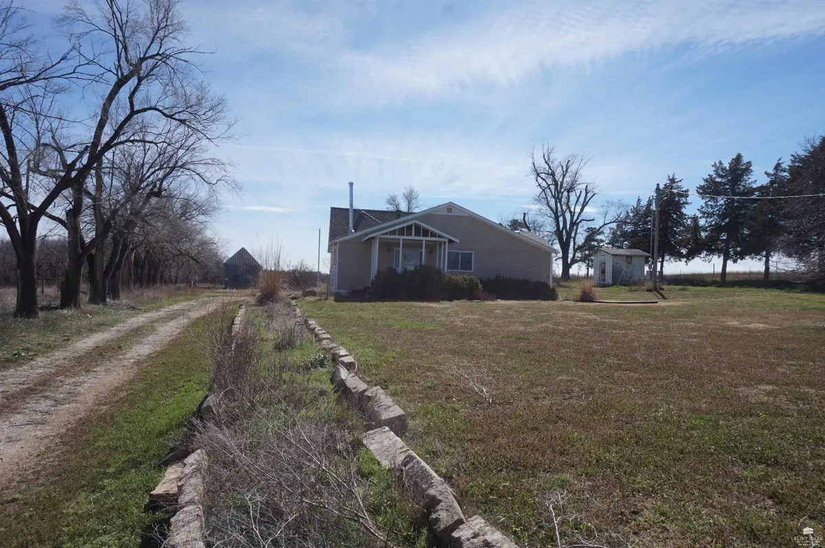607 3200 Avenue, Abilene, KS 67410 - #1