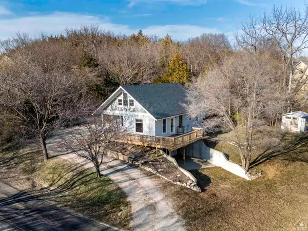5702 Elbo Bluff Drive, Manhattan, KS 66502
