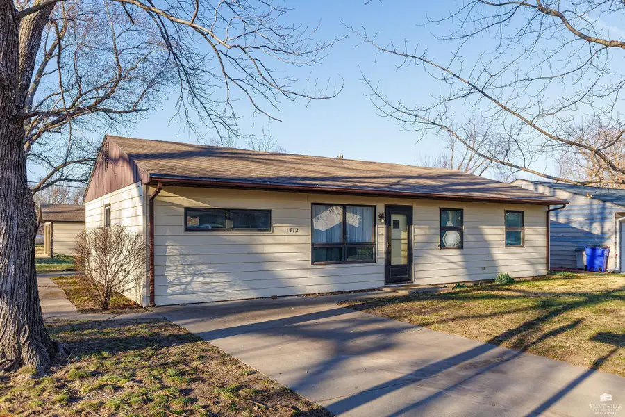 1412 W 11th Street, Junction City, KS 66441 - #2
