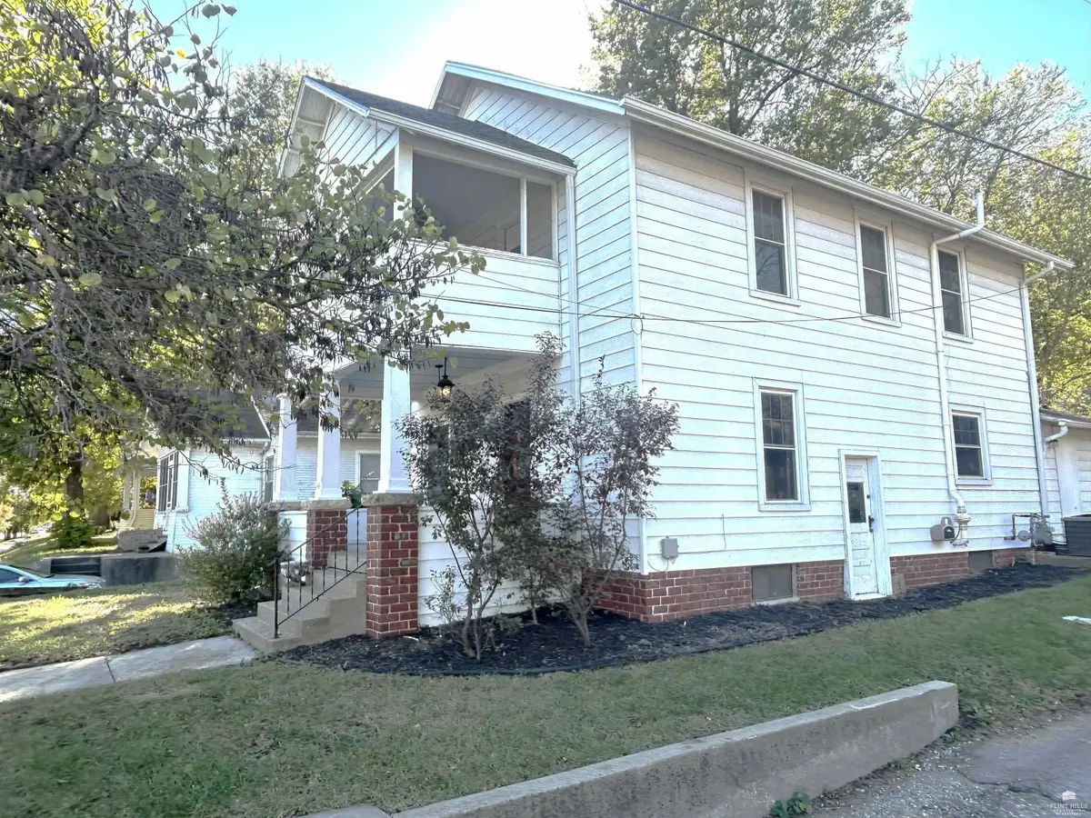 112 S Martin Luther King Jr Drive, Manhattan, KS 66502 - #1