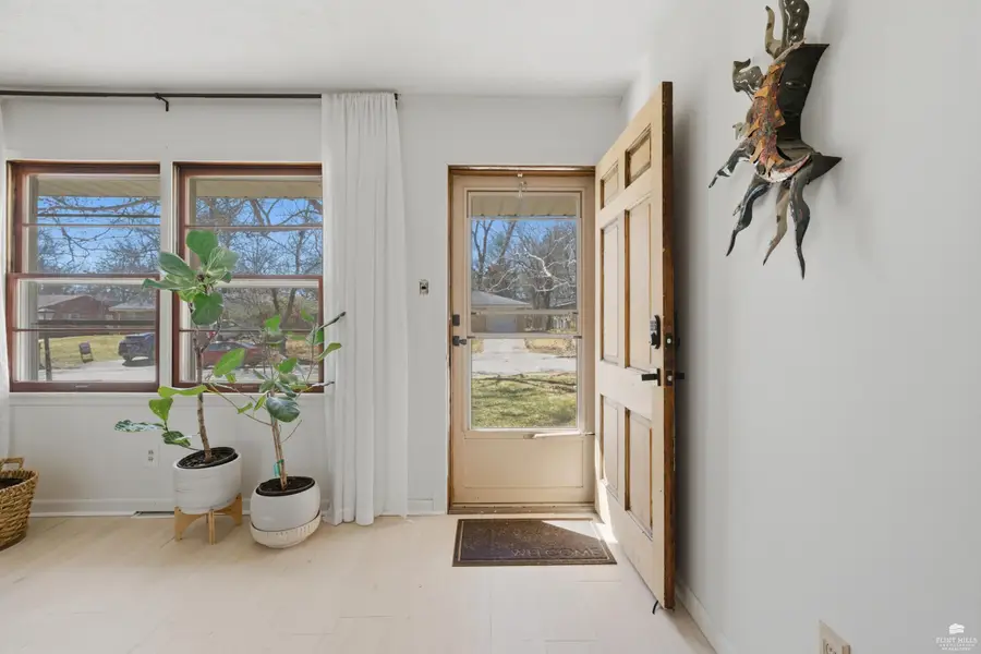 1732 Kenmar Drive, Manhattan, KS 66502 - #2