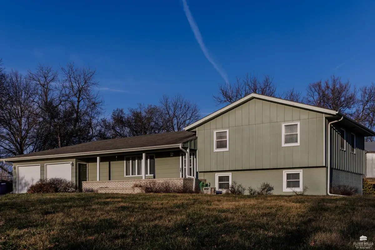 4565 Hwy 99, Wamego, KS 66547 - #1