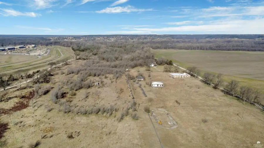 0000 Race Track Road, Junction City, KS 66441 - #2