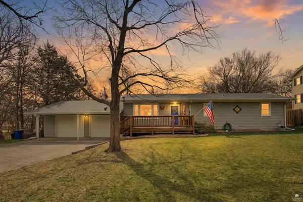 711 Oakhill Drive, Chapman, KS 67431