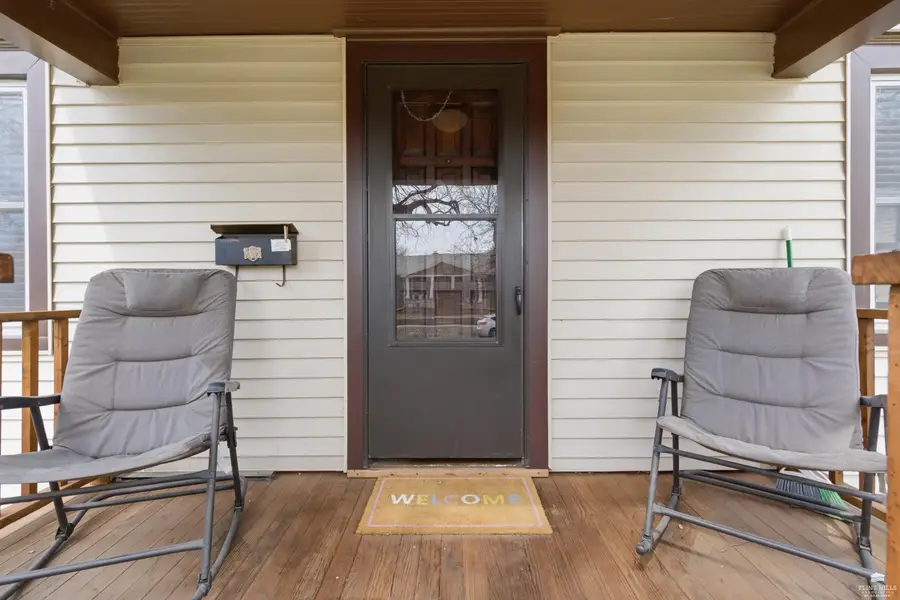 1410 Colorado Street, Manhattan, KS 66502 - #2