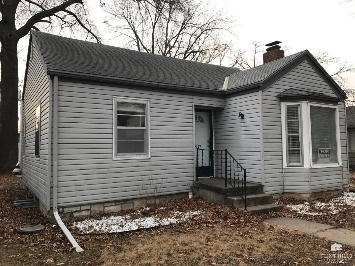 917 Bertrand Streets, Manhattan, KS 66502 - #1