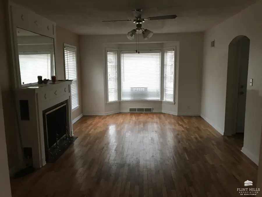 917 Bertrand Streets, Manhattan, KS 66502 - #3