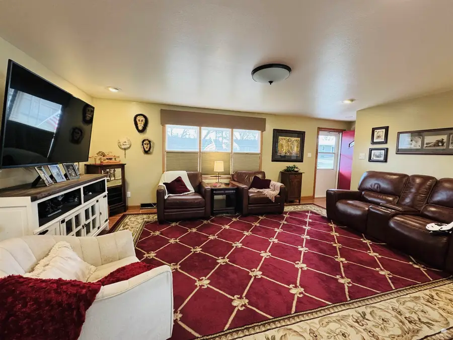 729 Arthur, Clay Center, KS 67432 - #2