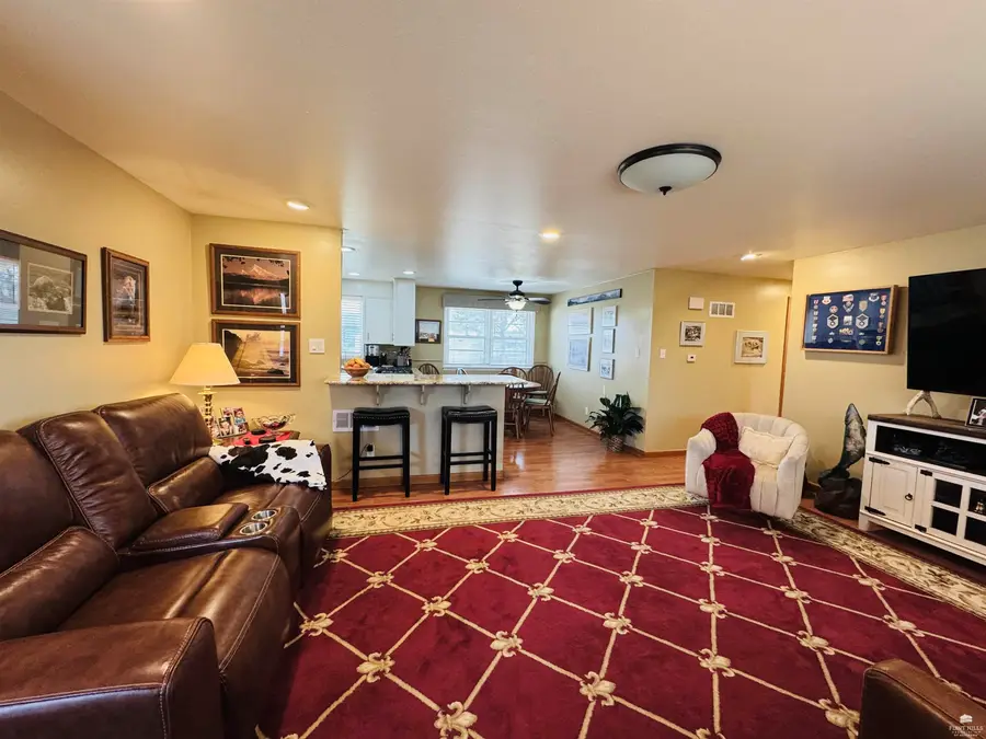 729 Arthur, Clay Center, KS 67432 - #3