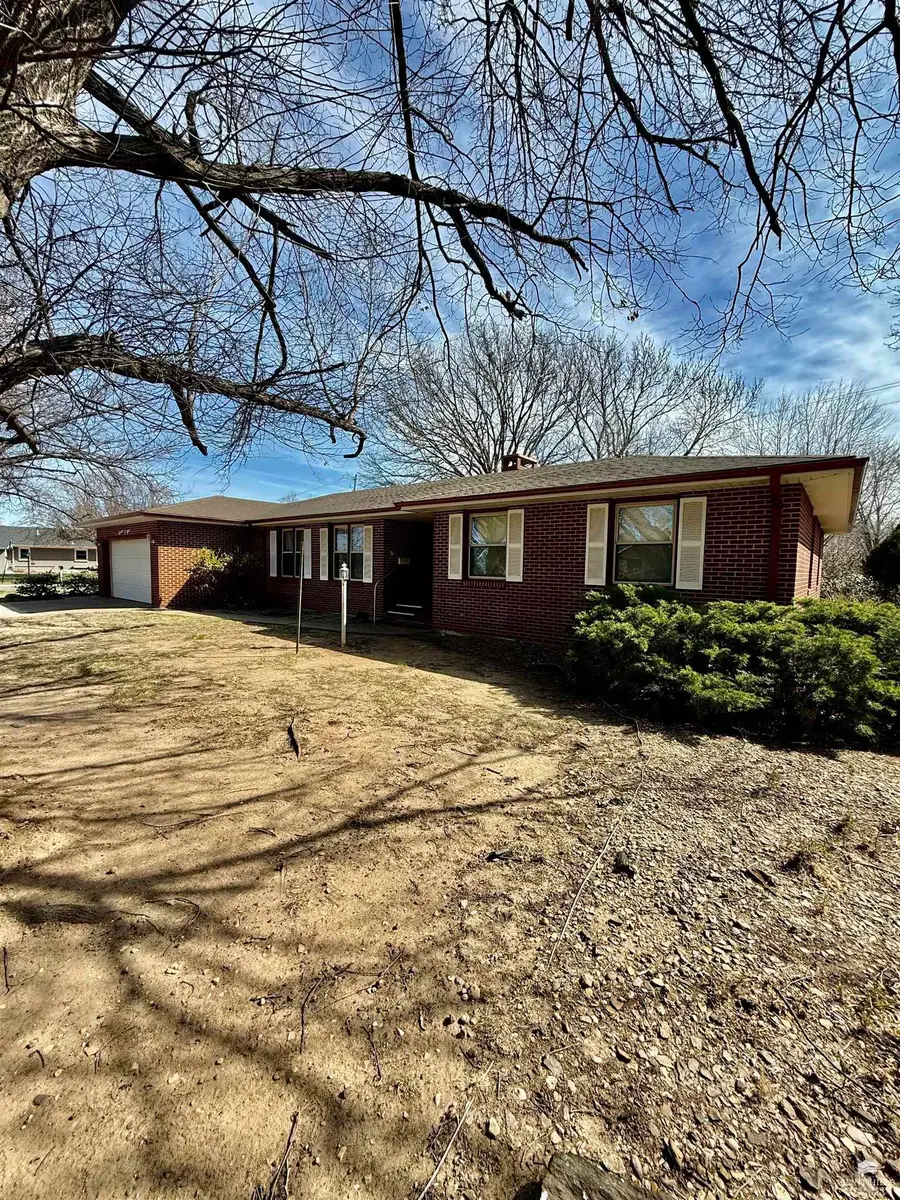1609 N Campbell Street, Abilene, KS 67410 - #2