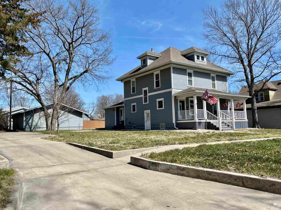 517 Frederick Street, Clay Center, KS 67432 - #2