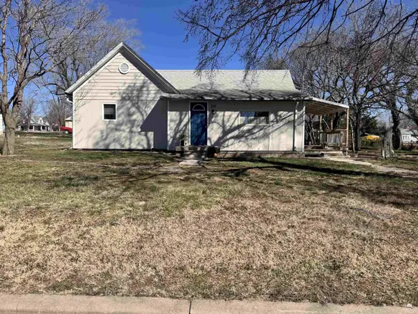312 Spruce Street, Miltonvale, KS 67466