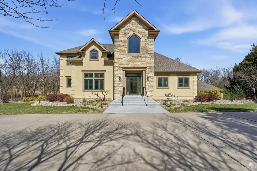 1608 Oakridge Drive, Junction City, KS 66441 - #2